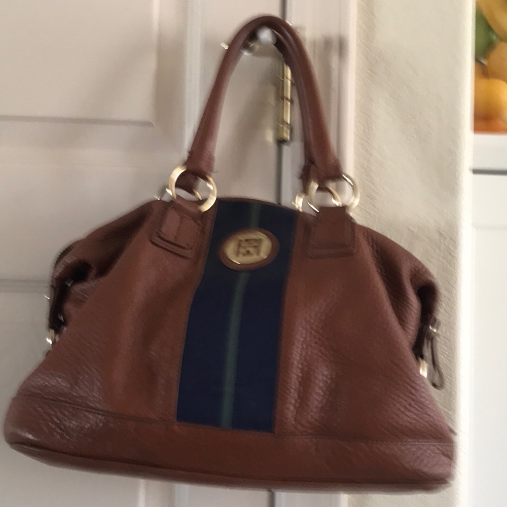 Tommy HilfigerVery nice brown